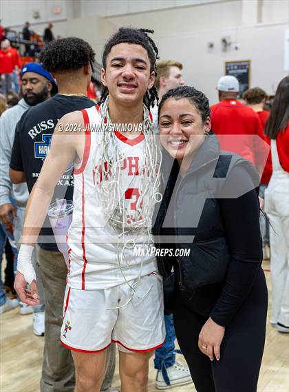 Thumbnail 2 in Mt. Vernon vs. Centralia (IHSA 3A Sectional Final) photogallery.