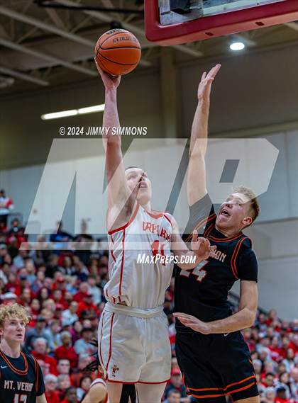 Thumbnail 2 in Mt. Vernon vs. Centralia (IHSA 3A Sectional Final) photogallery.