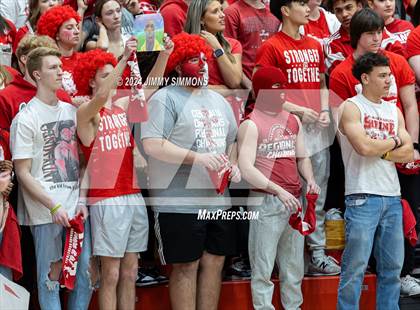 Thumbnail 3 in Mt. Vernon vs. Centralia (IHSA 3A Sectional Final) photogallery.