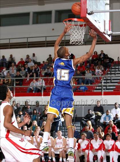 Thumbnail 3 in Mater Dei vs. Gahr (Pangos Dream Classic) photogallery.