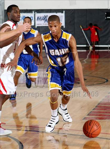 Thumbnail 2 in Mater Dei vs. Gahr (Pangos Dream Classic) photogallery.