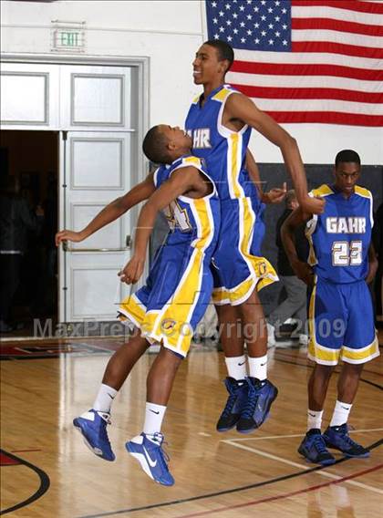 Thumbnail 3 in Mater Dei vs. Gahr (Pangos Dream Classic) photogallery.