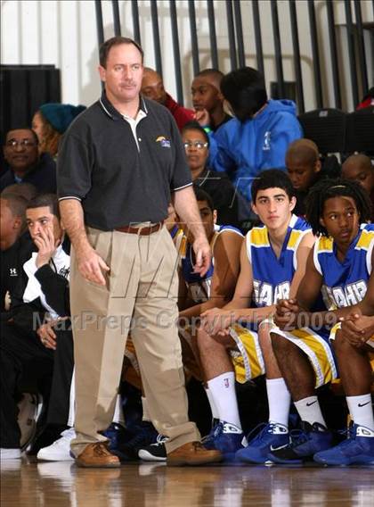 Thumbnail 2 in Mater Dei vs. Gahr (Pangos Dream Classic) photogallery.