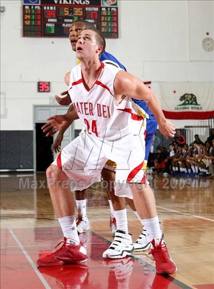 Thumbnail 3 in Mater Dei vs. Gahr (Pangos Dream Classic) photogallery.