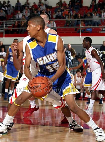 Thumbnail 3 in Mater Dei vs. Gahr (Pangos Dream Classic) photogallery.