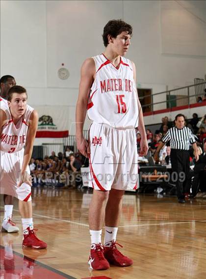 Thumbnail 2 in Mater Dei vs. Gahr (Pangos Dream Classic) photogallery.