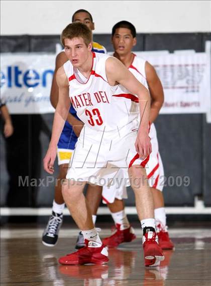 Thumbnail 3 in Mater Dei vs. Gahr (Pangos Dream Classic) photogallery.