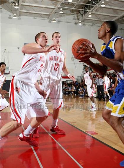 Thumbnail 3 in Mater Dei vs. Gahr (Pangos Dream Classic) photogallery.