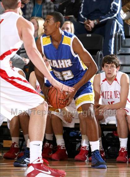 Thumbnail 1 in Mater Dei vs. Gahr (Pangos Dream Classic) photogallery.