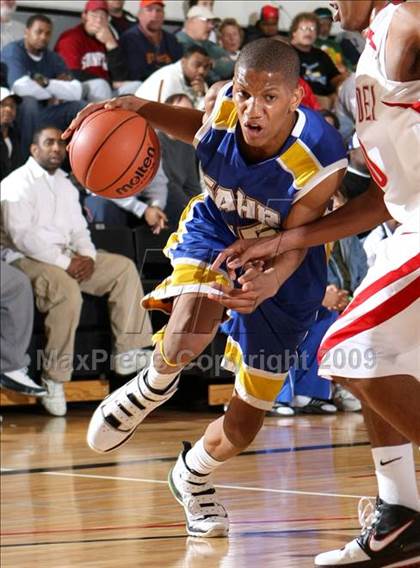 Thumbnail 2 in Mater Dei vs. Gahr (Pangos Dream Classic) photogallery.