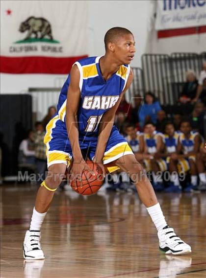 Thumbnail 2 in Mater Dei vs. Gahr (Pangos Dream Classic) photogallery.
