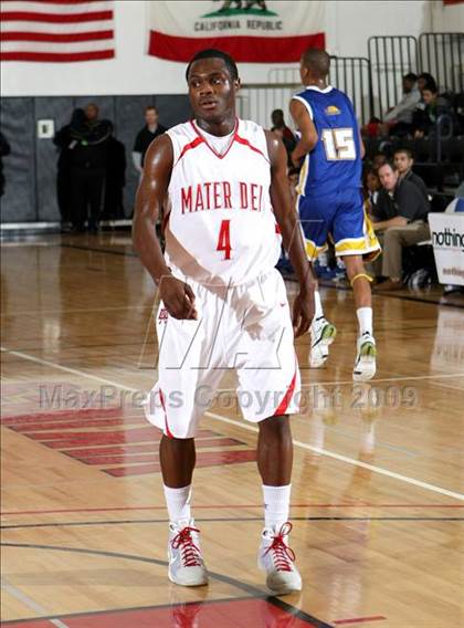 Thumbnail 1 in Mater Dei vs. Gahr (Pangos Dream Classic) photogallery.