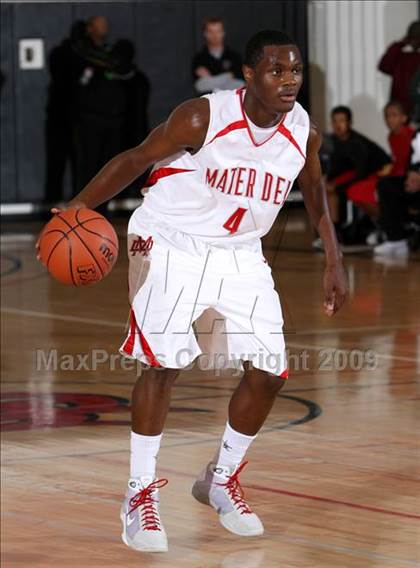 Thumbnail 2 in Mater Dei vs. Gahr (Pangos Dream Classic) photogallery.
