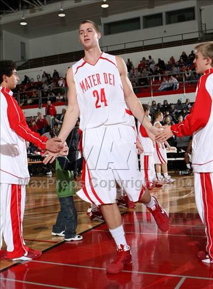 Thumbnail 3 in Mater Dei vs. Gahr (Pangos Dream Classic) photogallery.