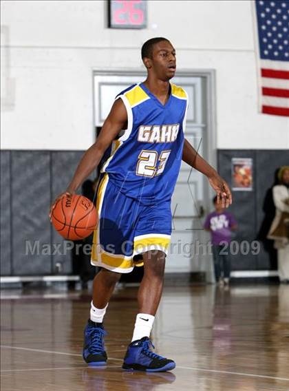 Thumbnail 1 in Mater Dei vs. Gahr (Pangos Dream Classic) photogallery.