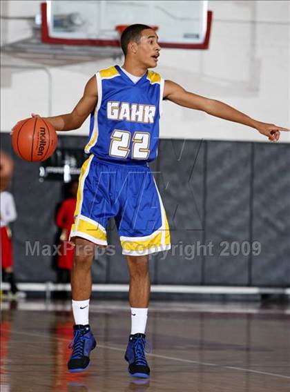 Thumbnail 1 in Mater Dei vs. Gahr (Pangos Dream Classic) photogallery.