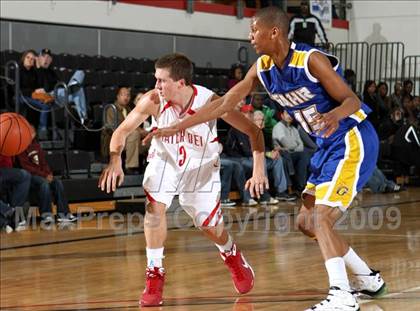 Thumbnail 1 in Mater Dei vs. Gahr (Pangos Dream Classic) photogallery.