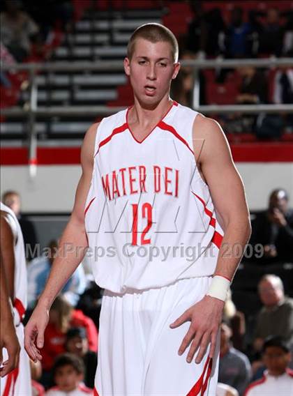 Thumbnail 3 in Mater Dei vs. Gahr (Pangos Dream Classic) photogallery.