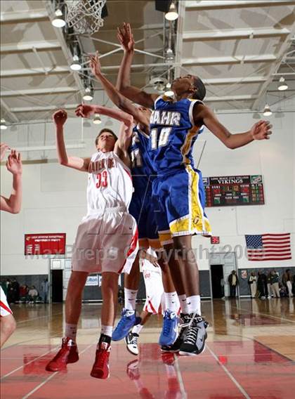 Thumbnail 2 in Mater Dei vs. Gahr (Pangos Dream Classic) photogallery.
