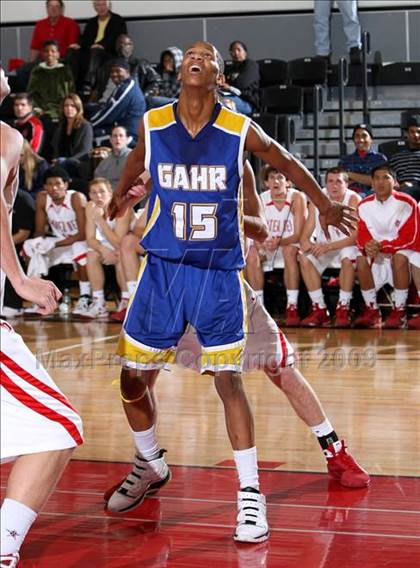 Thumbnail 3 in Mater Dei vs. Gahr (Pangos Dream Classic) photogallery.