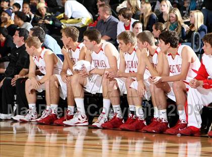 Thumbnail 1 in Mater Dei vs. Gahr (Pangos Dream Classic) photogallery.