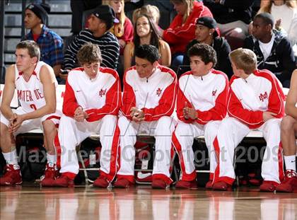 Thumbnail 2 in Mater Dei vs. Gahr (Pangos Dream Classic) photogallery.