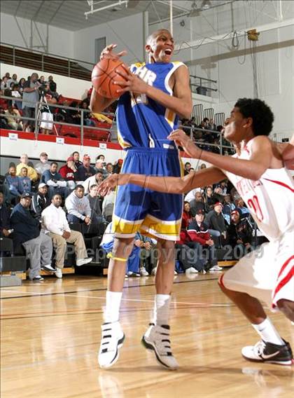 Thumbnail 3 in Mater Dei vs. Gahr (Pangos Dream Classic) photogallery.