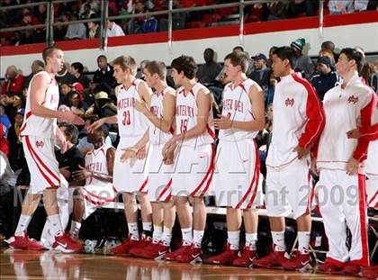 Thumbnail 1 in Mater Dei vs. Gahr (Pangos Dream Classic) photogallery.