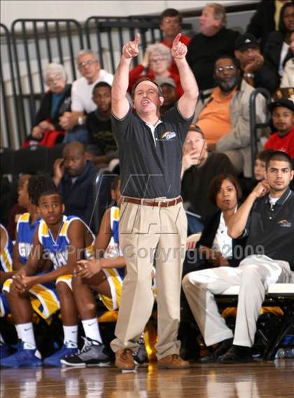 Thumbnail 1 in Mater Dei vs. Gahr (Pangos Dream Classic) photogallery.