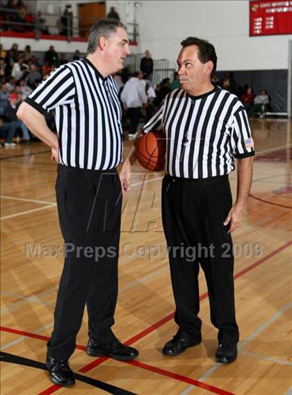 Thumbnail 3 in Mater Dei vs. Gahr (Pangos Dream Classic) photogallery.