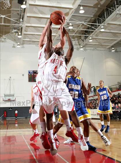 Thumbnail 3 in Mater Dei vs. Gahr (Pangos Dream Classic) photogallery.
