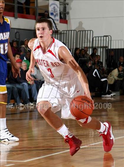 Thumbnail 2 in Mater Dei vs. Gahr (Pangos Dream Classic) photogallery.
