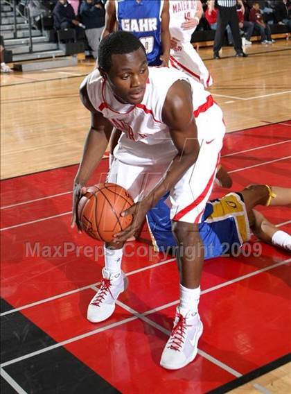 Thumbnail 3 in Mater Dei vs. Gahr (Pangos Dream Classic) photogallery.