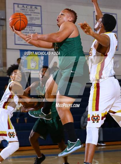 Thumbnail 2 in Cantwell-Sacred Heart vs. Narbonne (MLK Day Showdown) photogallery.