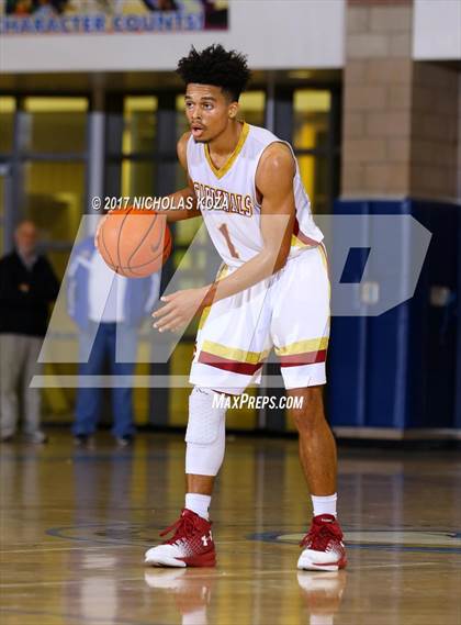 Thumbnail 2 in Cantwell-Sacred Heart vs. Narbonne (MLK Day Showdown) photogallery.