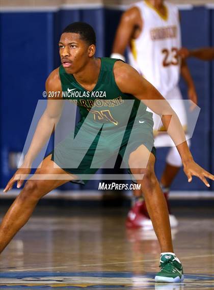 Thumbnail 2 in Cantwell-Sacred Heart vs. Narbonne (MLK Day Showdown) photogallery.