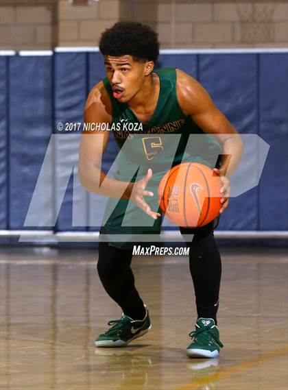 Thumbnail 2 in Cantwell-Sacred Heart vs. Narbonne (MLK Day Showdown) photogallery.