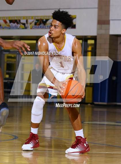 Thumbnail 1 in Cantwell-Sacred Heart vs. Narbonne (MLK Day Showdown) photogallery.