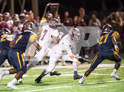 Thumbnail 3 in Wynne vs Morrilton (AHSAA 5A 1st Round) photogallery.