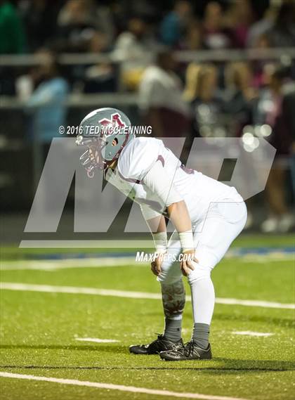 Thumbnail 2 in Wynne vs Morrilton (AHSAA 5A 1st Round) photogallery.