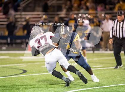 Thumbnail 2 in Wynne vs Morrilton (AHSAA 5A 1st Round) photogallery.