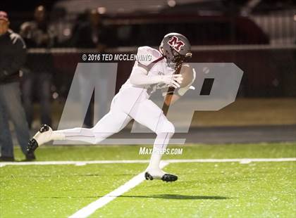 Thumbnail 2 in Wynne vs Morrilton (AHSAA 5A 1st Round) photogallery.