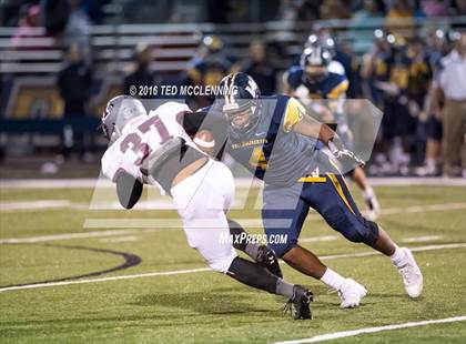 Thumbnail 3 in Wynne vs Morrilton (AHSAA 5A 1st Round) photogallery.