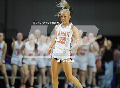 Thumbnail 3 in Dover vs. Lamar (AAA 3A State Final) photogallery.