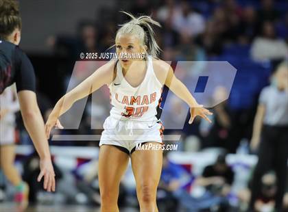 Thumbnail 2 in Dover vs. Lamar (AAA 3A State Final) photogallery.
