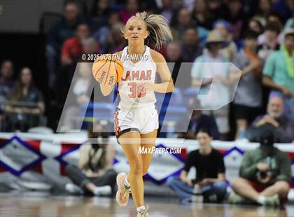 Thumbnail 1 in Dover vs. Lamar (AAA 3A State Final) photogallery.