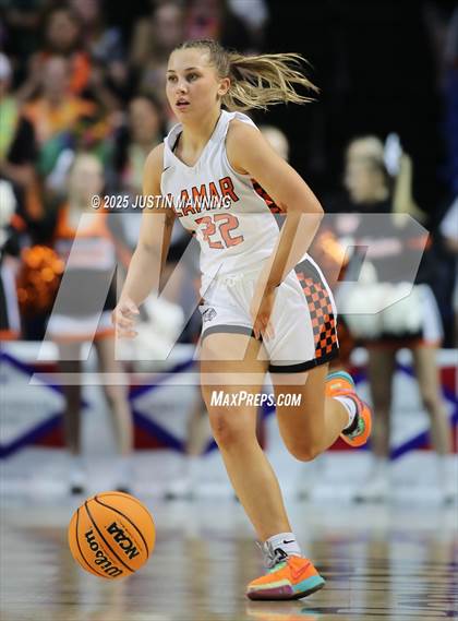 Thumbnail 1 in Dover vs. Lamar (AAA 3A State Final) photogallery.