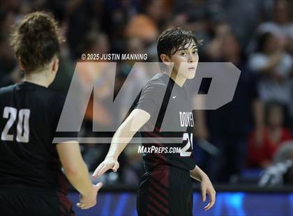 Thumbnail 1 in Dover vs. Lamar (AAA 3A State Final) photogallery.