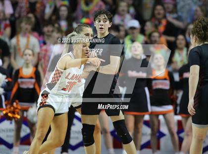 Thumbnail 2 in Dover vs. Lamar (AAA 3A State Final) photogallery.