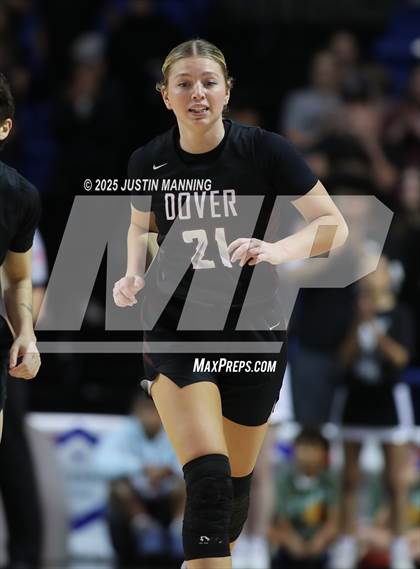 Thumbnail 3 in Dover vs. Lamar (AAA 3A State Final) photogallery.